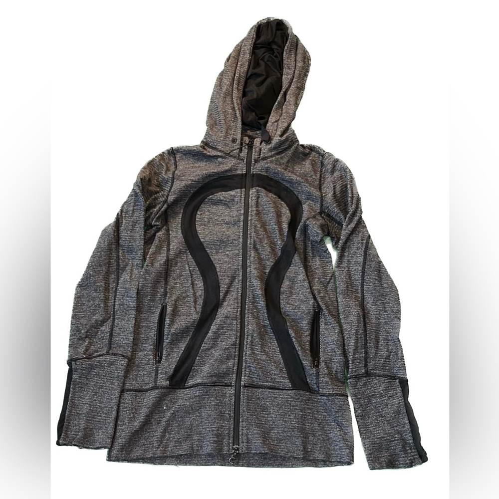 classic lululemon sweatshirt, size 6